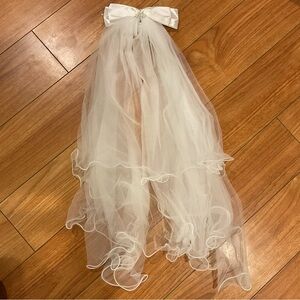 Elegant Bridal Wedding Veils w Hair Clip Bow Veil with Cross